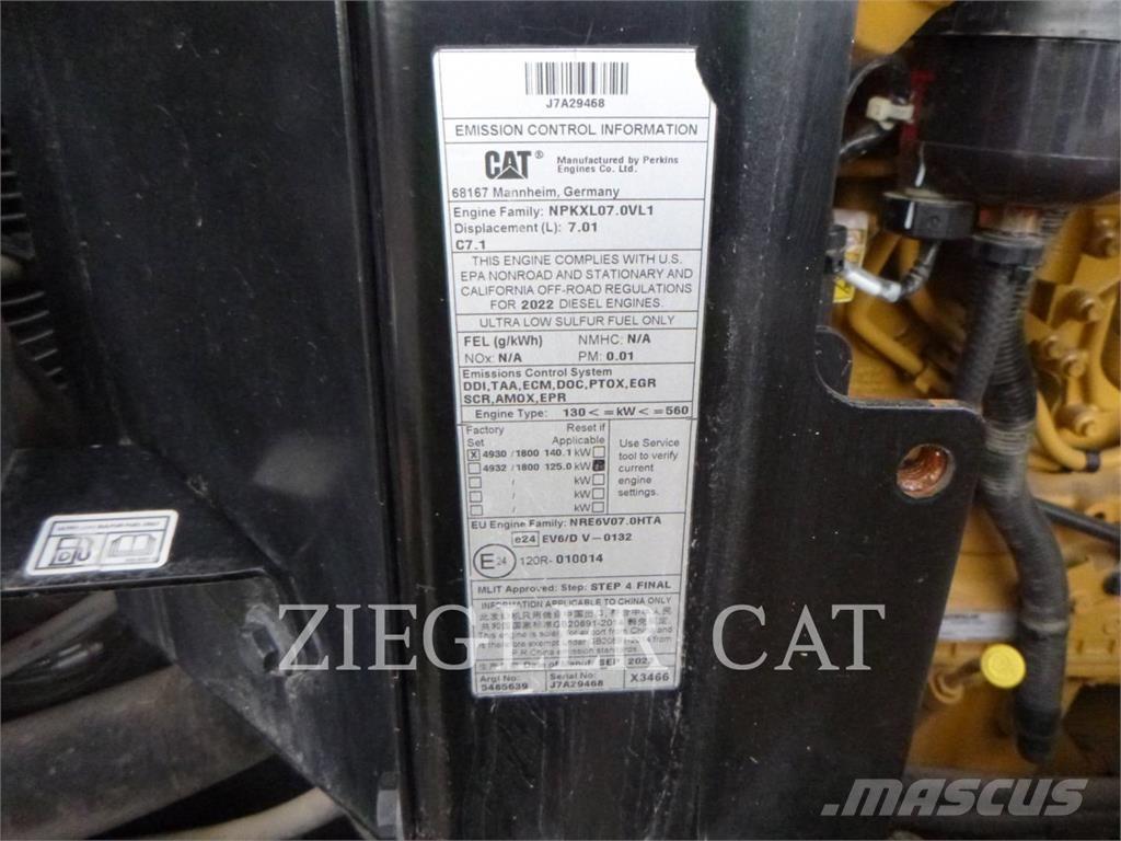 CAT 926M Kolesni nakladalci
