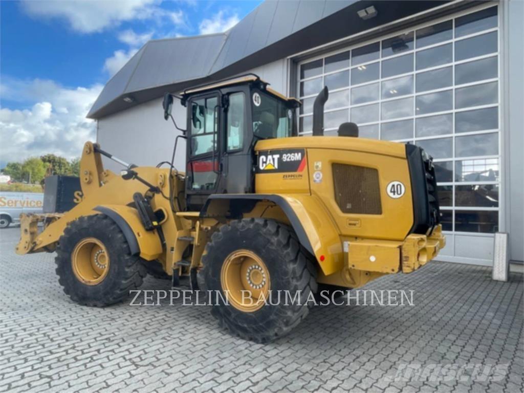 CAT 926M Kolesni nakladalci