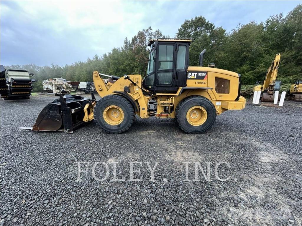 CAT 926M Kolesni nakladalci