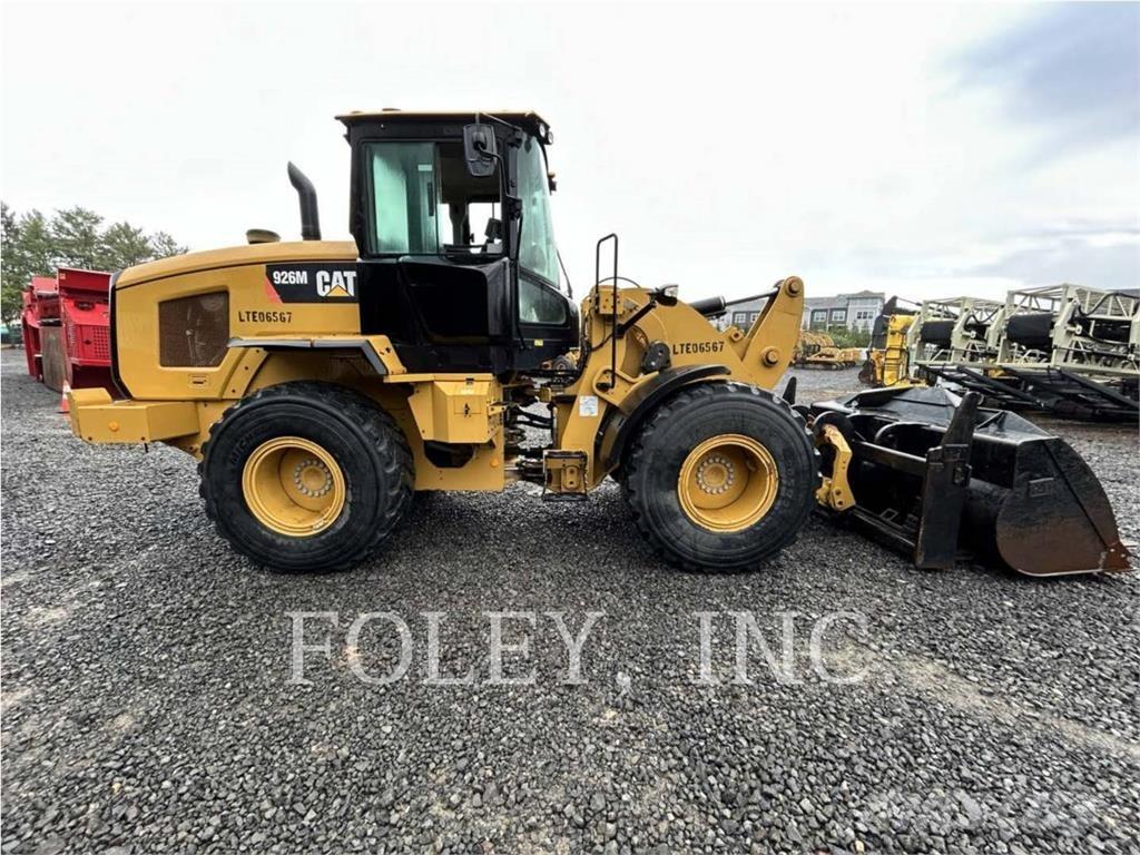 CAT 926M Kolesni nakladalci
