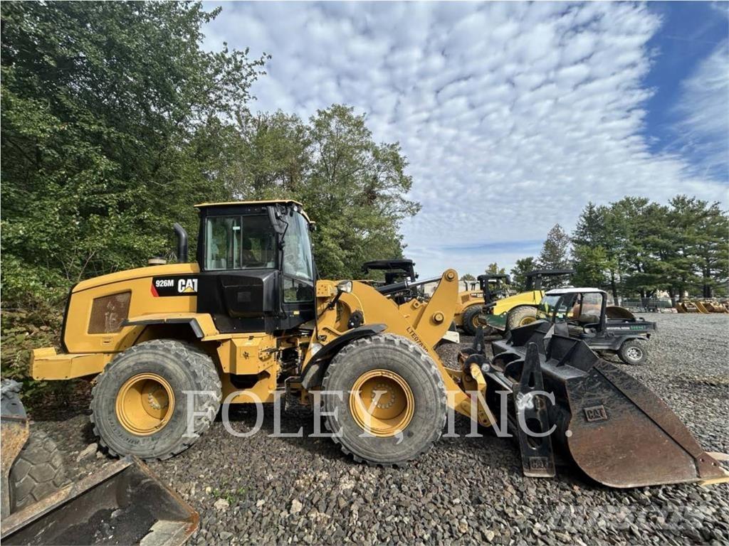 CAT 926M Kolesni nakladalci