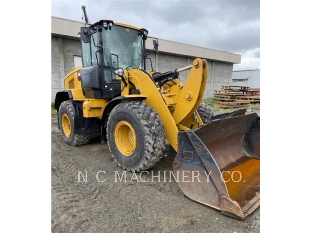 CAT 926M Kolesni nakladalci