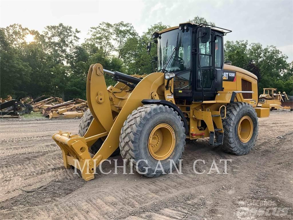 CAT 926M 3RQ Kolesni nakladalci