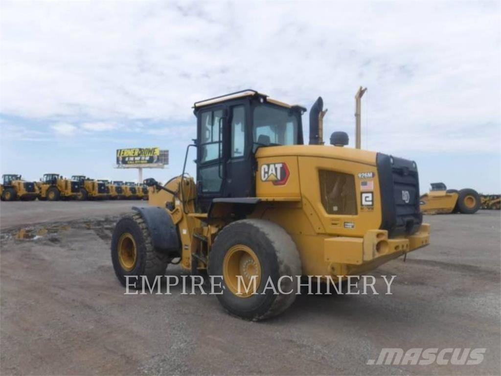 CAT 926M FC Kolesni nakladalci