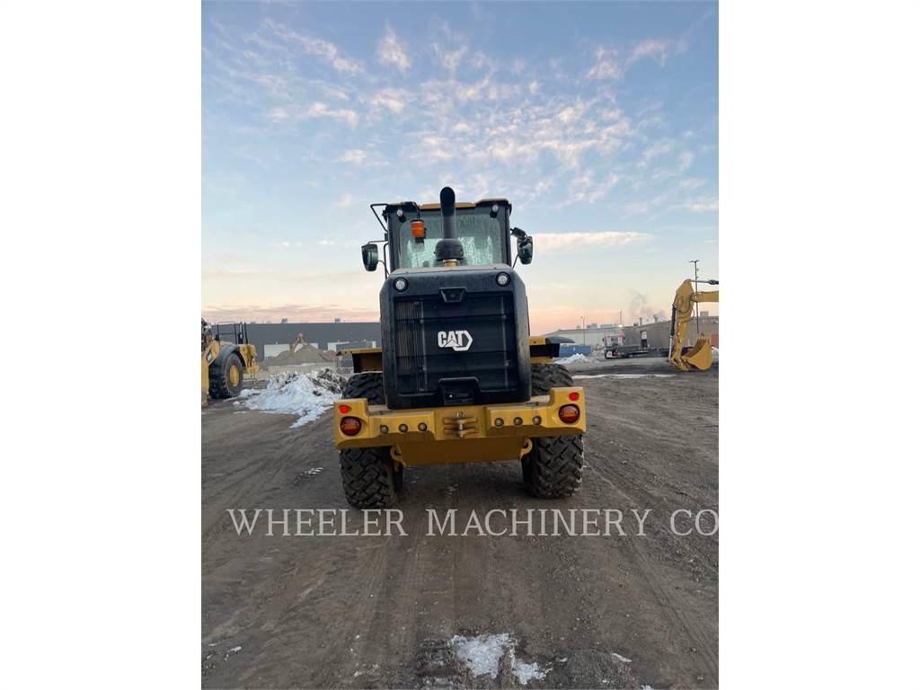 CAT 926M HL QC Kolesni nakladalci