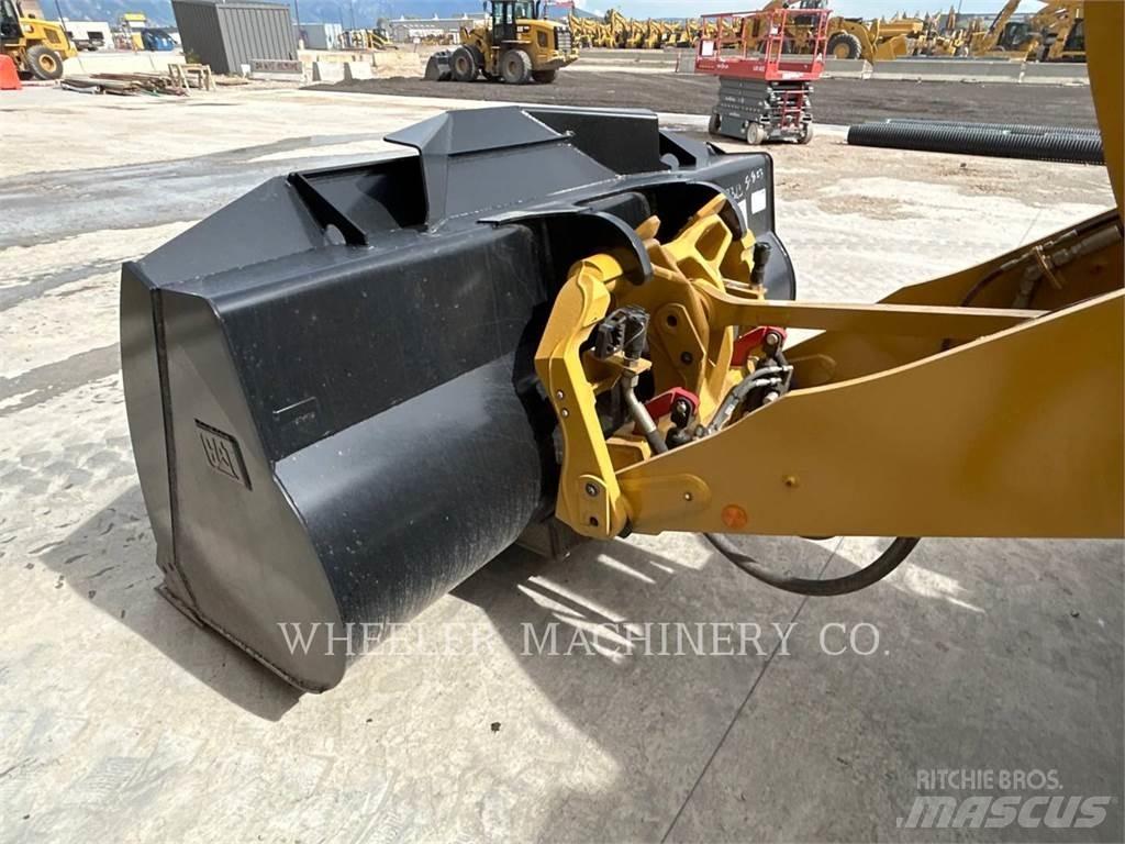 CAT 926M HL QC Kolesni nakladalci