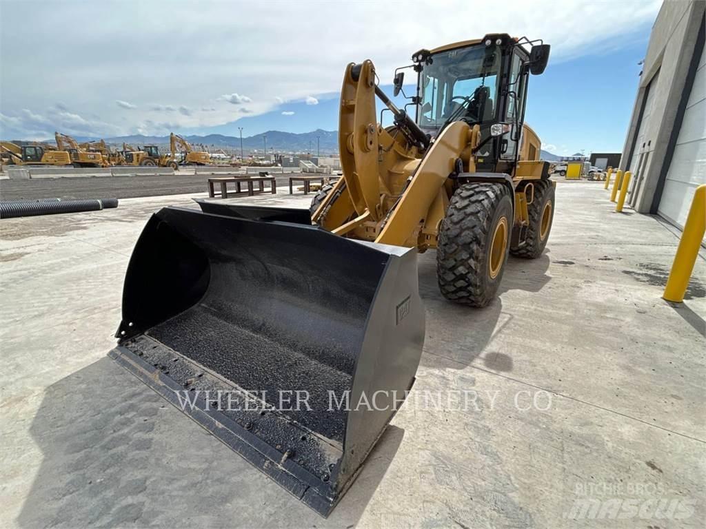 CAT 926M HL QC Kolesni nakladalci