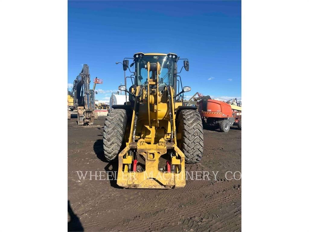 CAT 926M HL QC Kolesni nakladalci