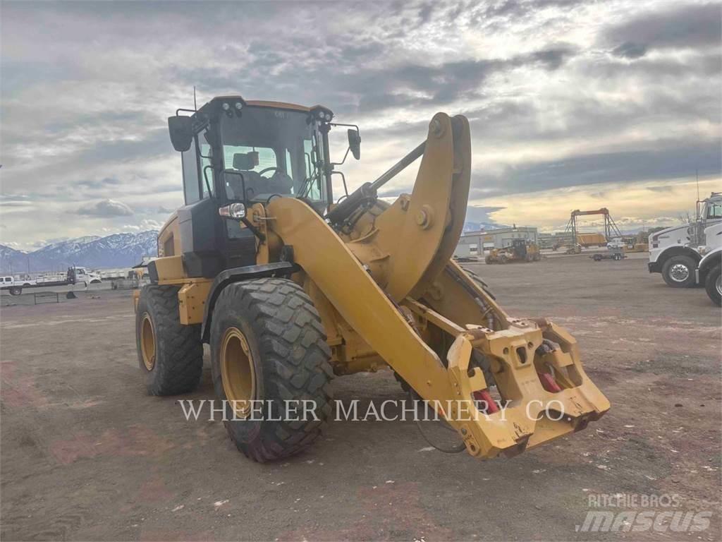 CAT 926M HL QC Kolesni nakladalci