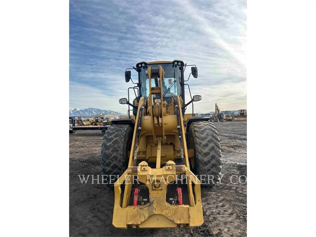 CAT 926M HL QC Kolesni nakladalci
