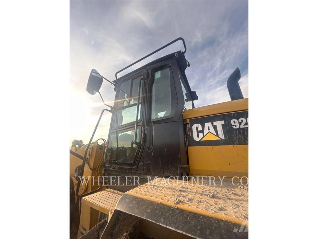 CAT 926M HL QC Kolesni nakladalci