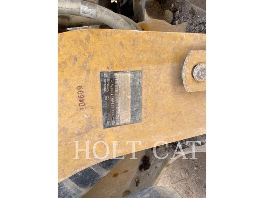 CAT 926M QC Kolesni nakladalci