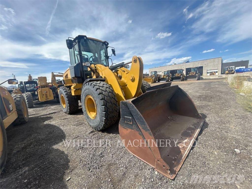 CAT 926M QC Kolesni nakladalci