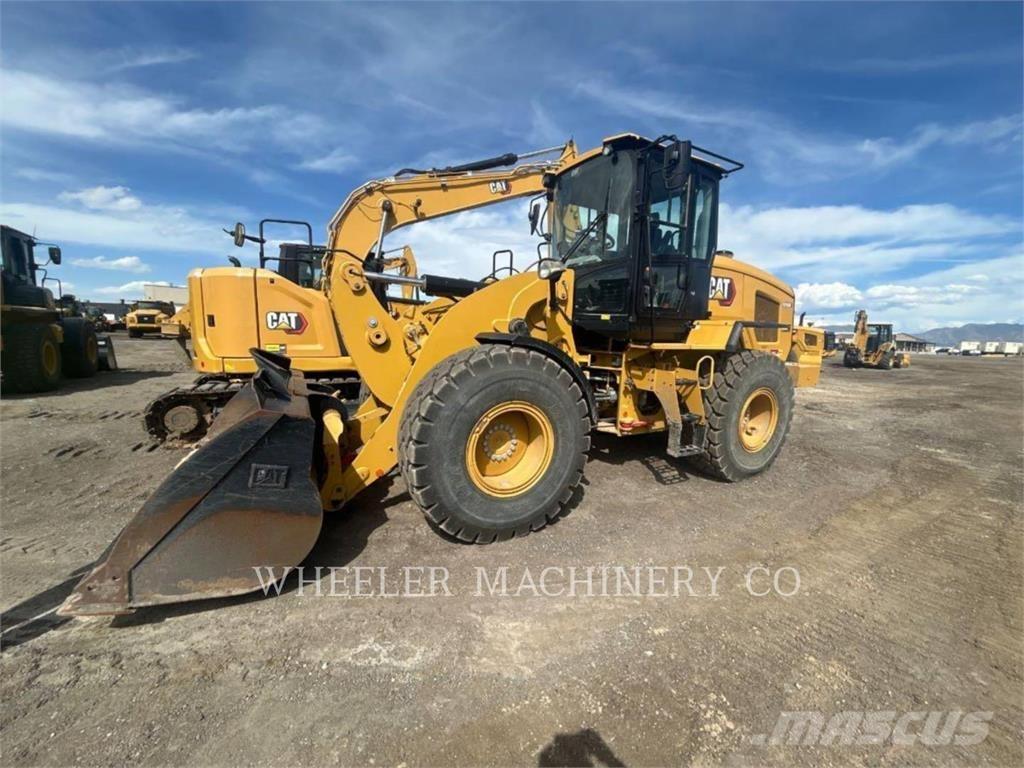 CAT 926M QC Kolesni nakladalci