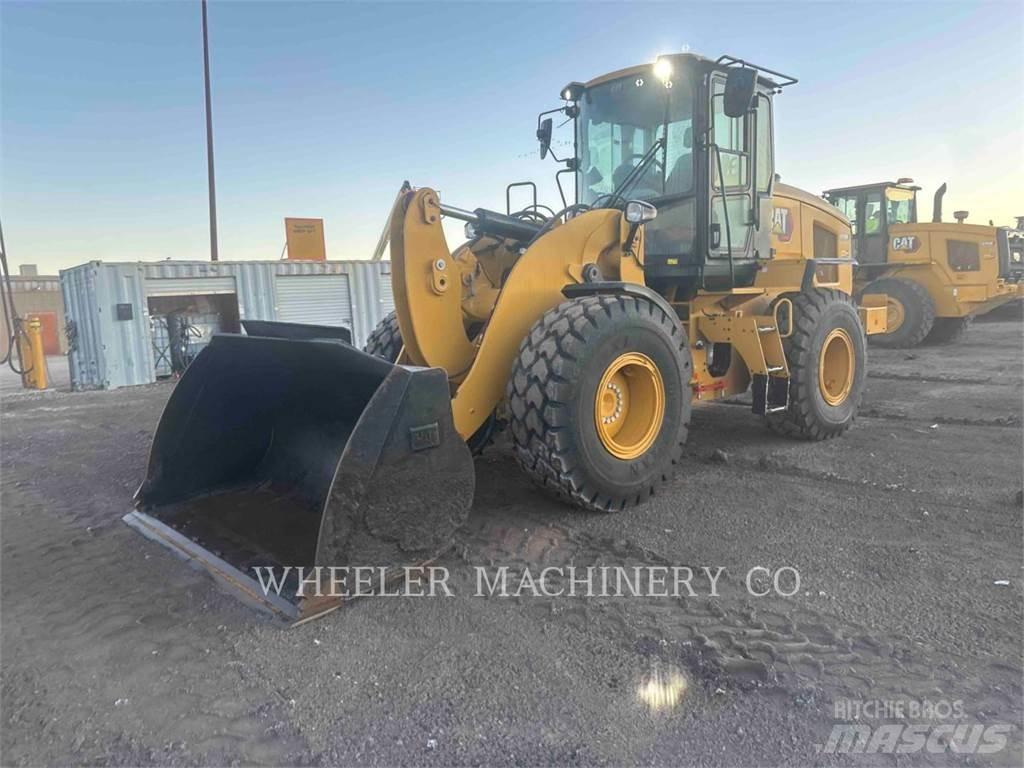 CAT 926M QC 3V Kolesni nakladalci