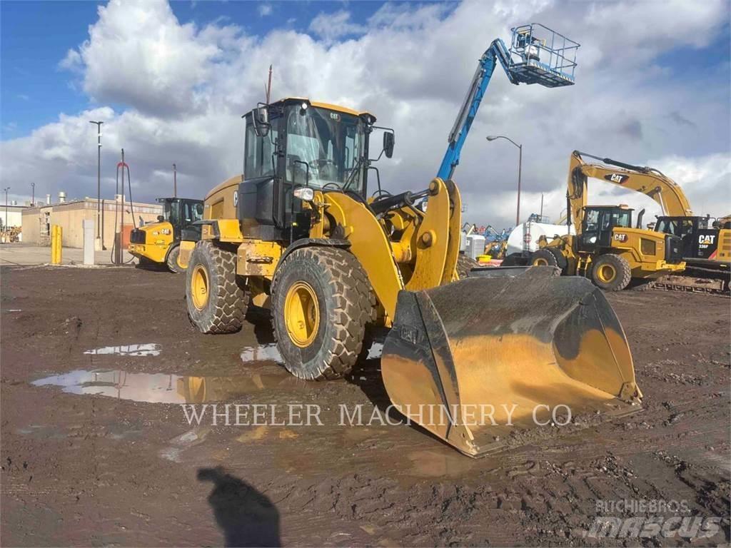 CAT 926M QC 3V Kolesni nakladalci
