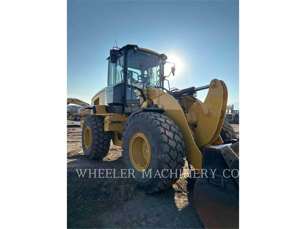 CAT 926M QC 3V Kolesni nakladalci