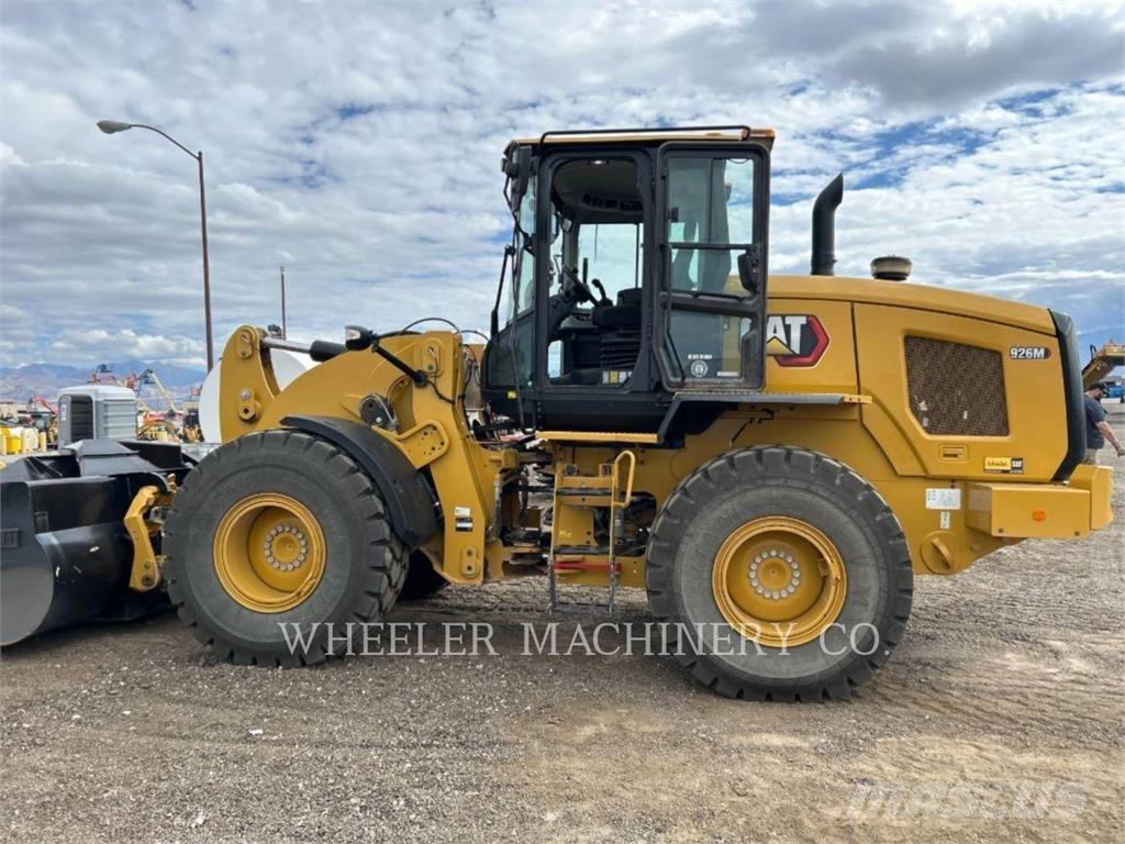CAT 926M QC 3V Kolesni nakladalci