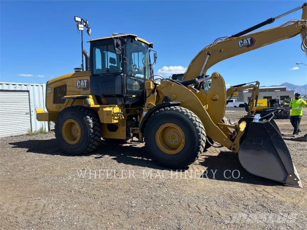 CAT 926M QC 3V Kolesni nakladalci