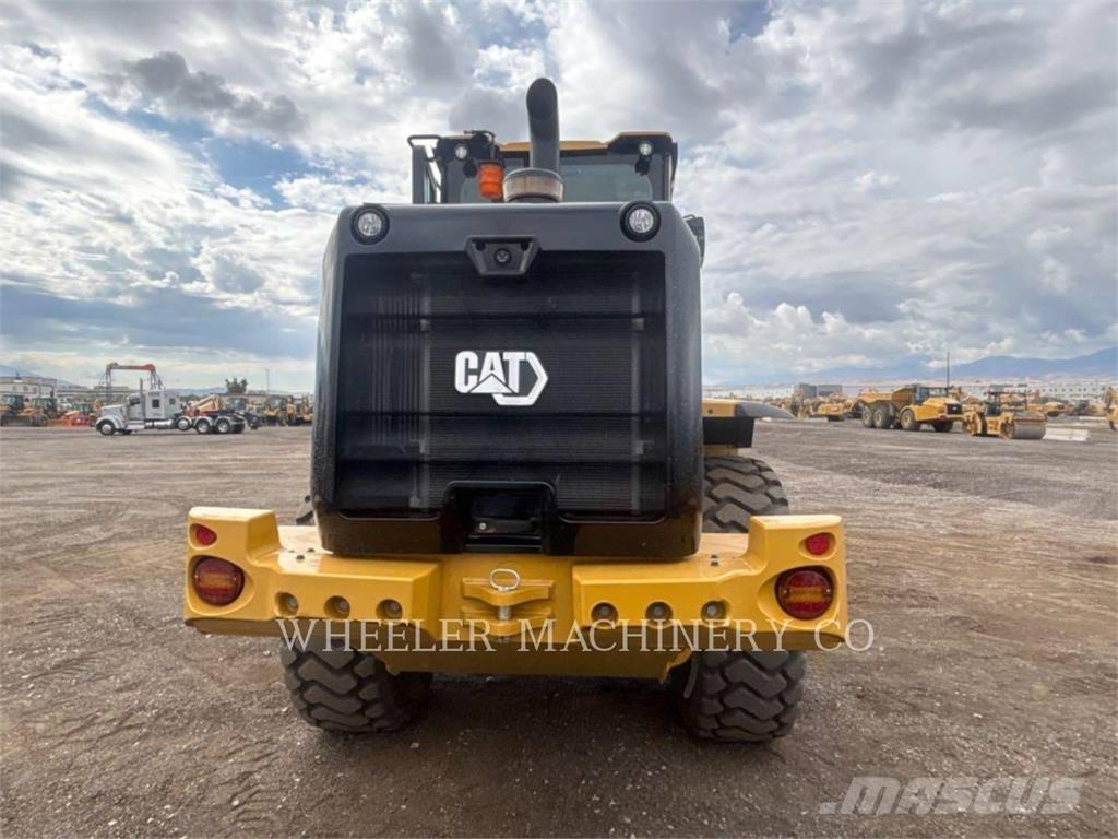 CAT 926M QC 3V Kolesni nakladalci