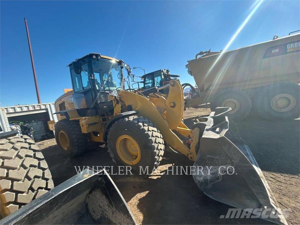 CAT 926M QC 3V Kolesni nakladalci