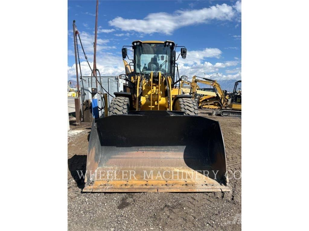 CAT 926M QC 3V Kolesni nakladalci
