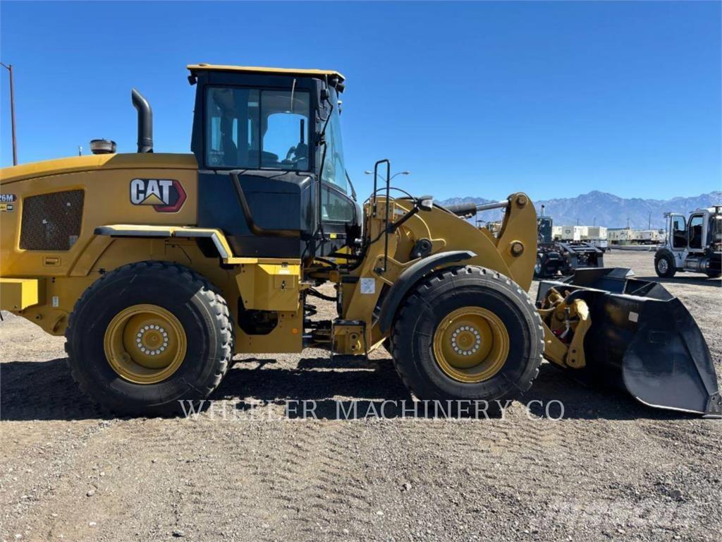 CAT 926M QC 3V Kolesni nakladalci
