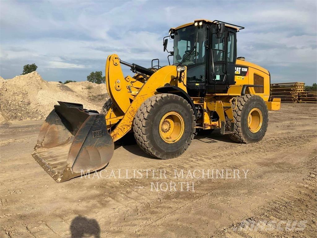 CAT 926M RQ Kolesni nakladalci