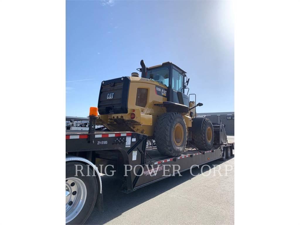 CAT 926MQC3V Kolesni nakladalci