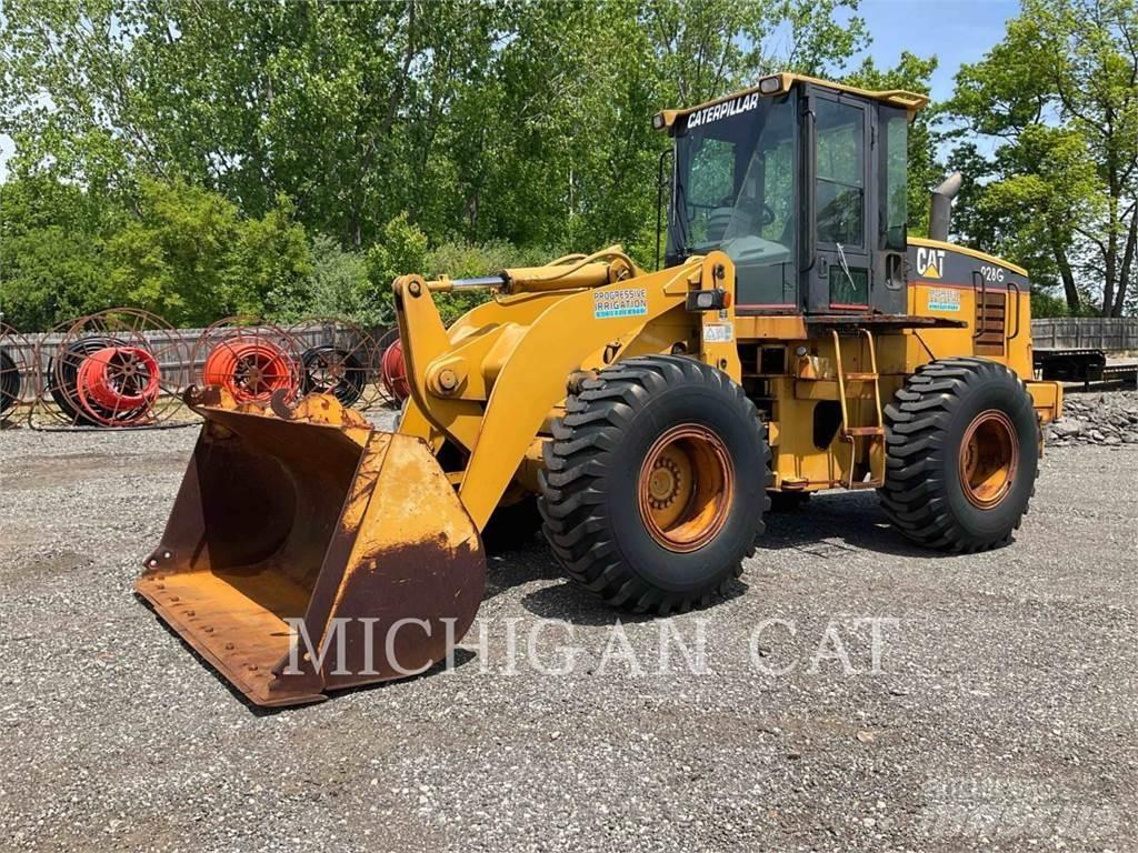 CAT 928G Kolesni nakladalci