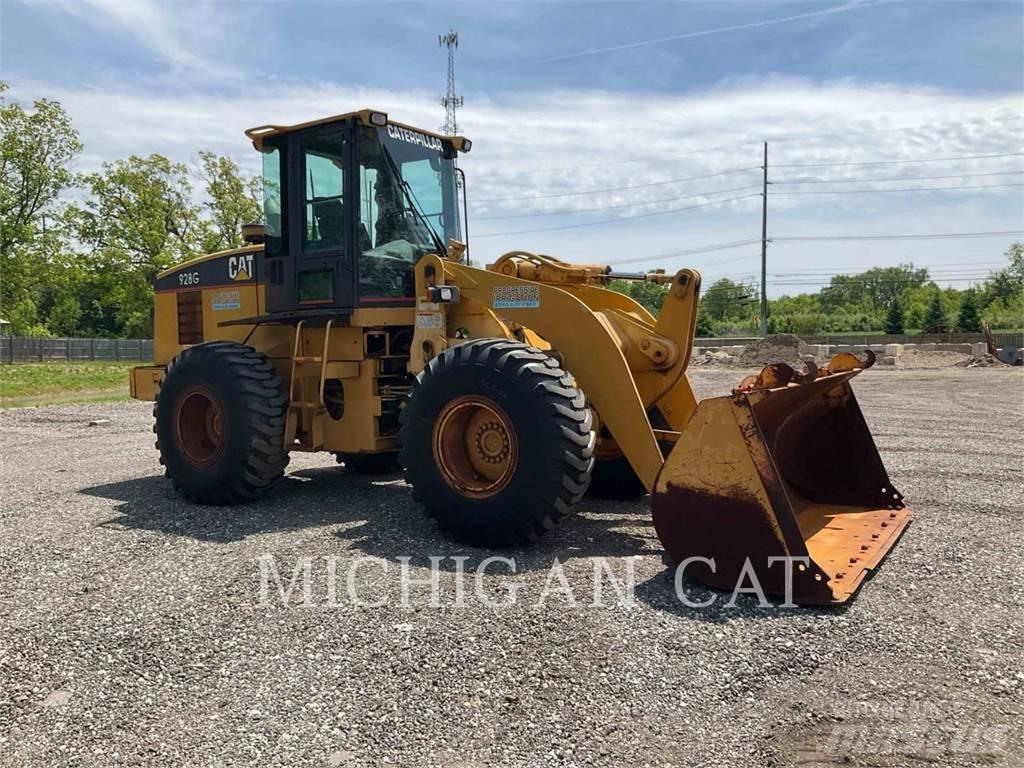 CAT 928G Kolesni nakladalci