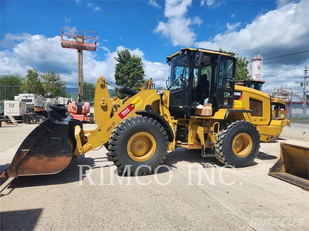 CAT 930 Kolesni nakladalci