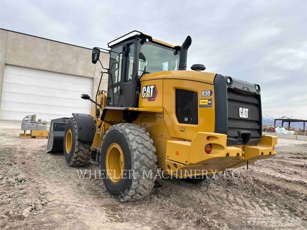 CAT 930 QC Kolesni nakladalci