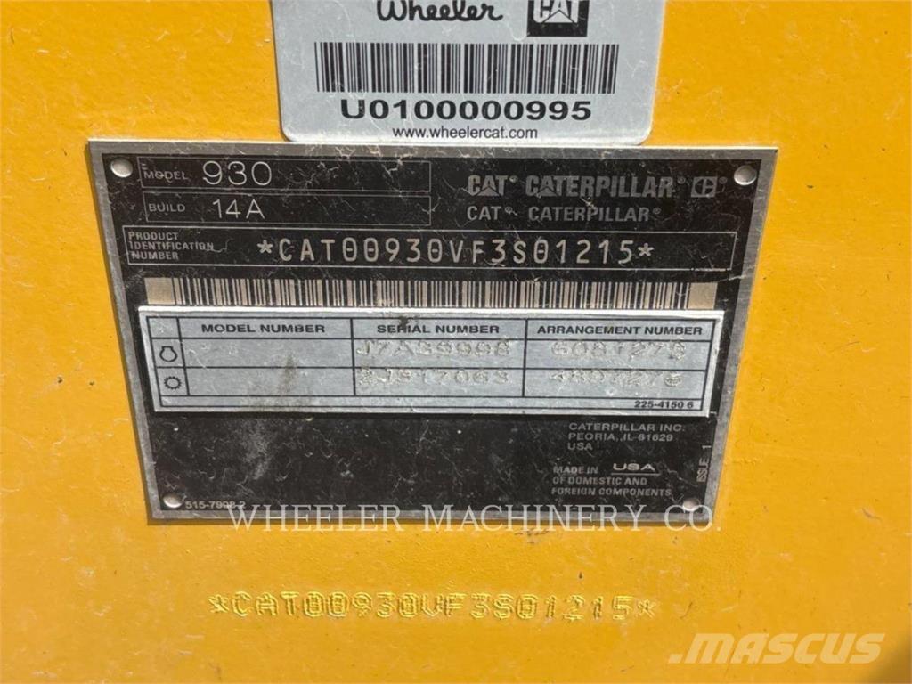 CAT 930 QC Kolesni nakladalci