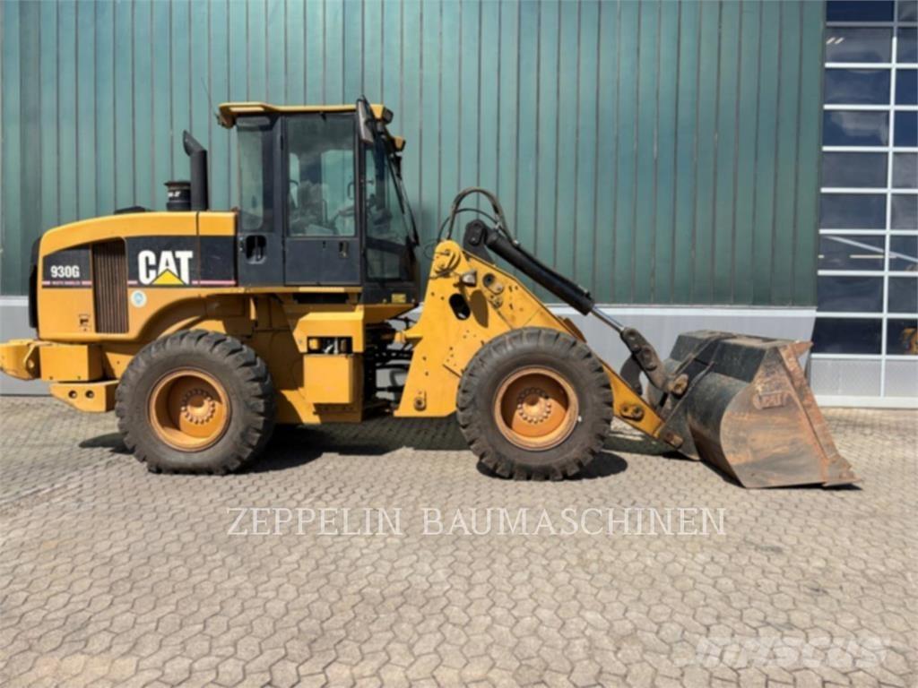 CAT 930G Kolesni nakladalci
