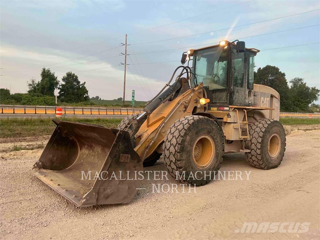 CAT 930G Q Kolesni nakladalci