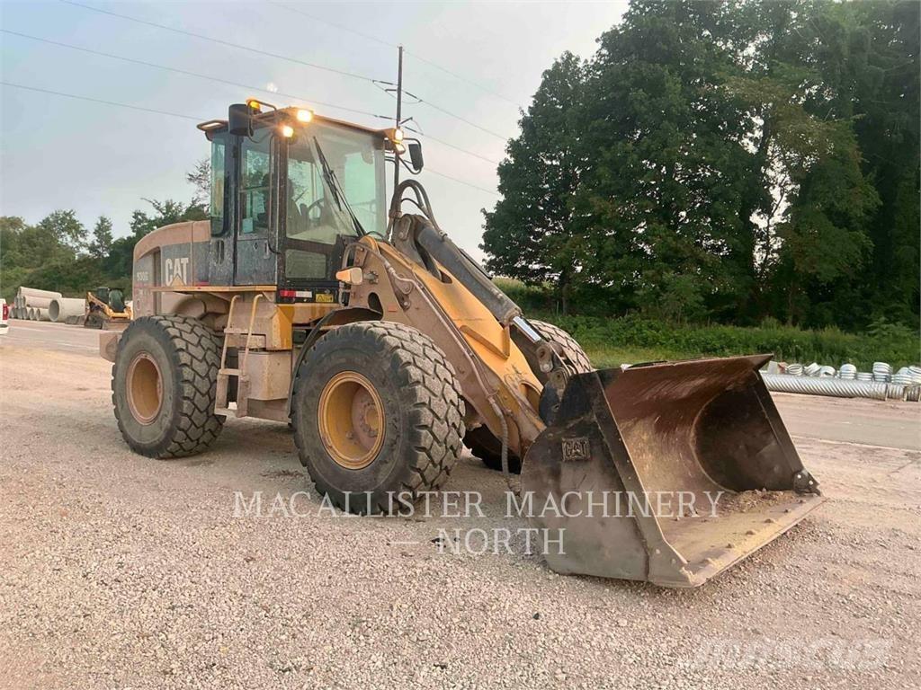 CAT 930G Q Kolesni nakladalci