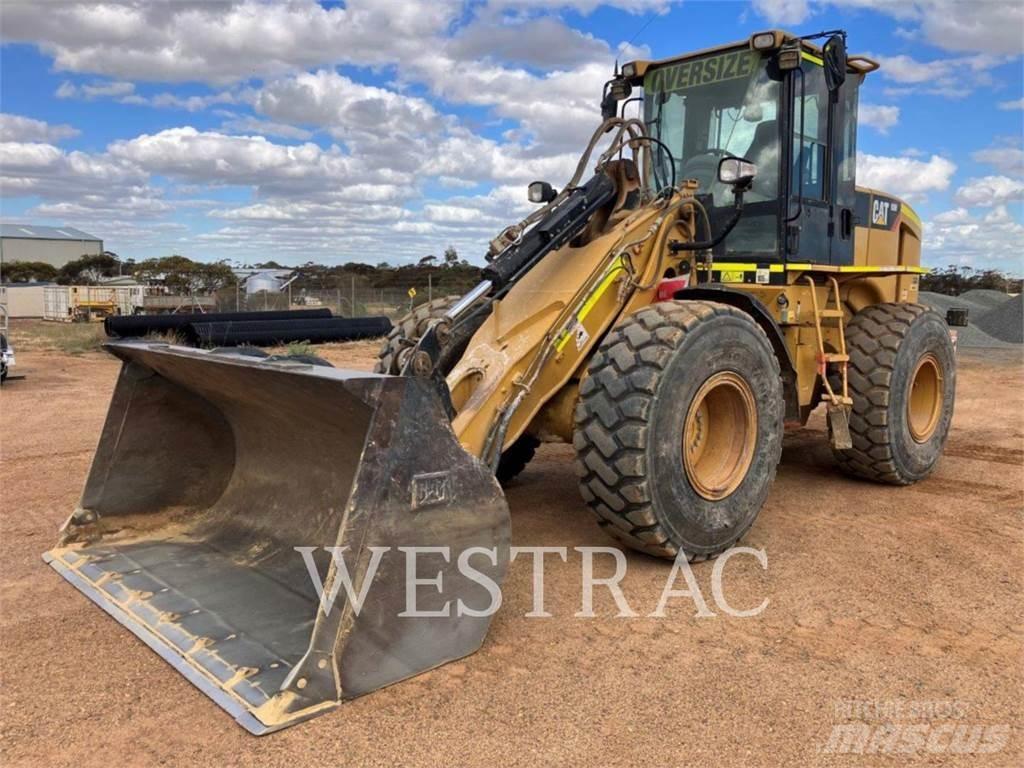 CAT 930H Kolesni nakladalci