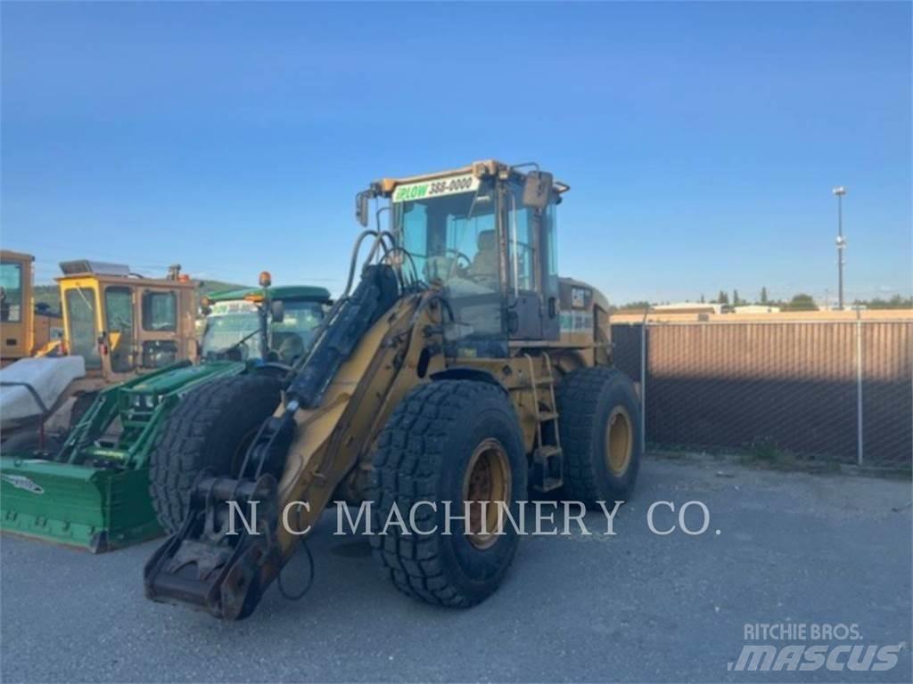 CAT 930H Kolesni nakladalci