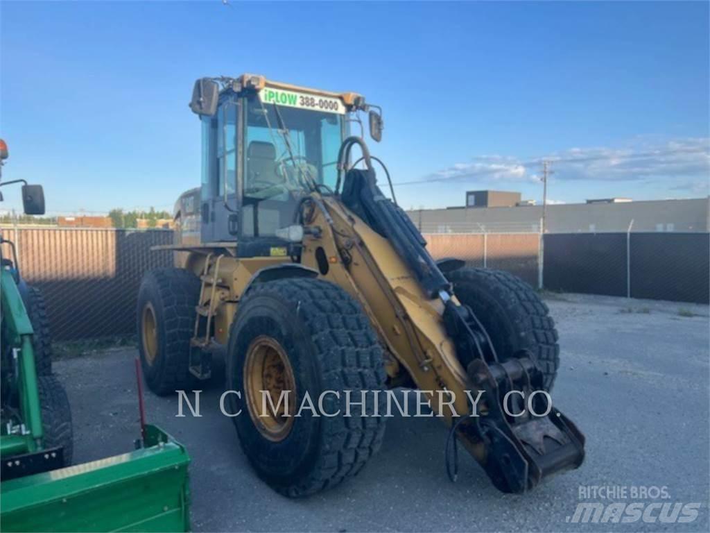 CAT 930H Kolesni nakladalci
