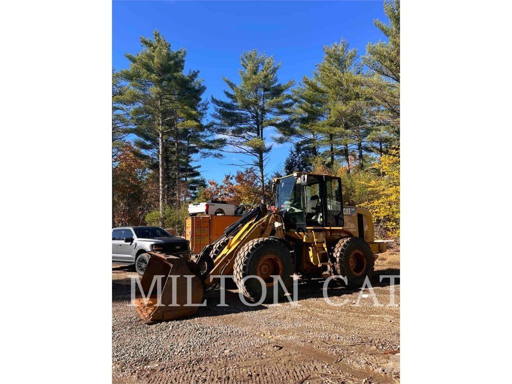 CAT 930H Kolesni nakladalci