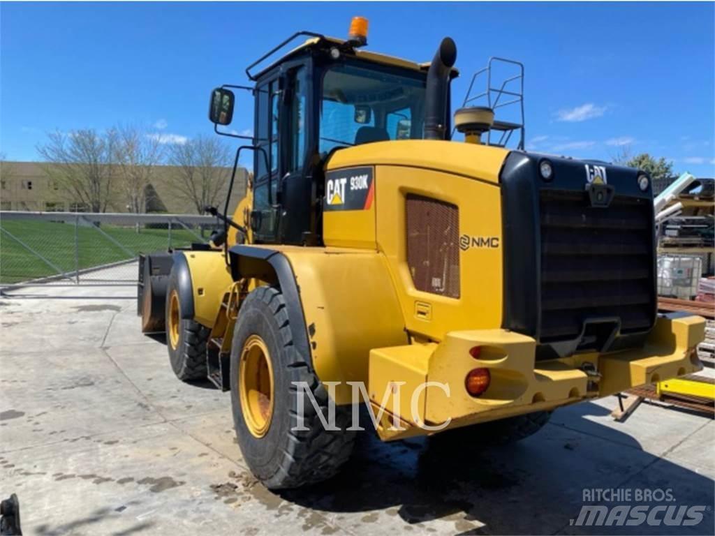 CAT 930K Kolesni nakladalci