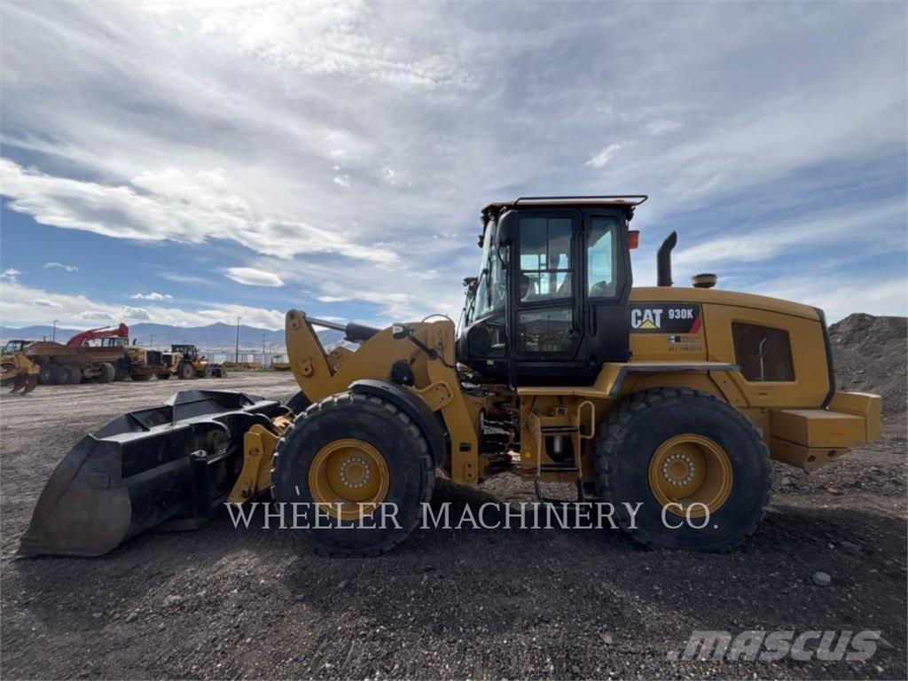 CAT 930K QCF Kolesni nakladalci