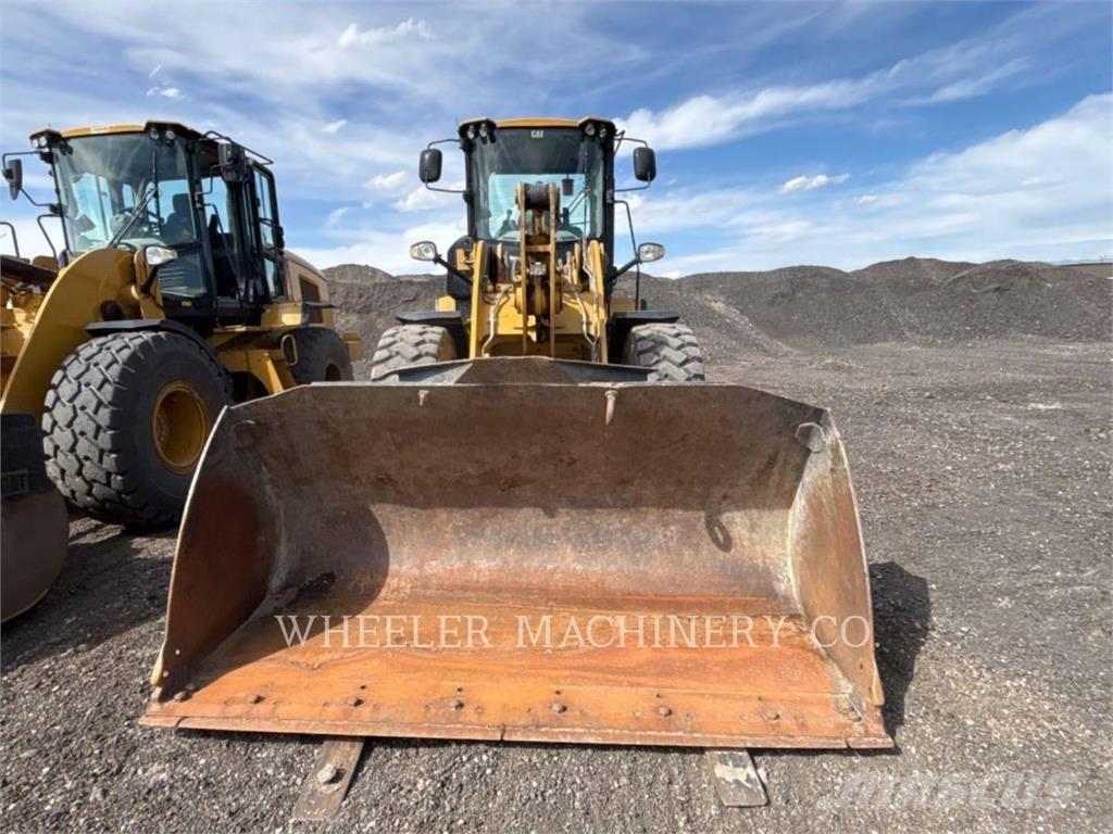 CAT 930K QCF Kolesni nakladalci