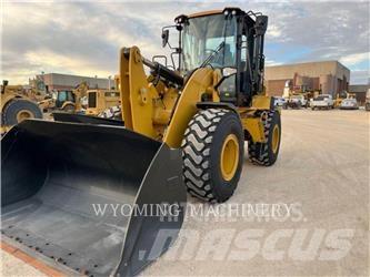 CAT 930M Kolesni nakladalci