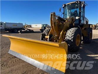 CAT 930M Kolesni nakladalci