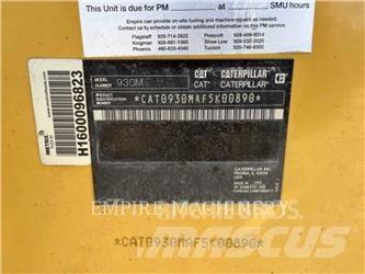 CAT 930M Kolesni nakladalci