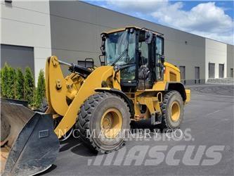CAT 930M Kolesni nakladalci