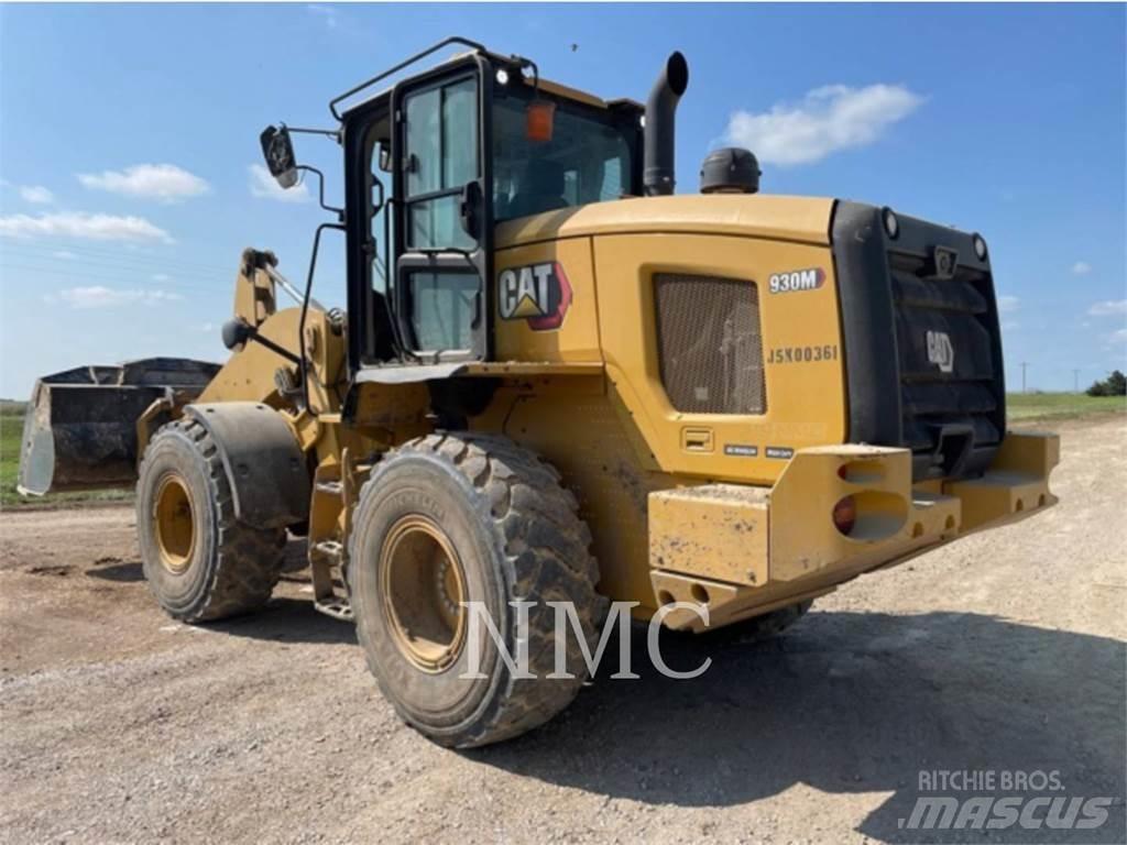 CAT 930M Kolesni nakladalci
