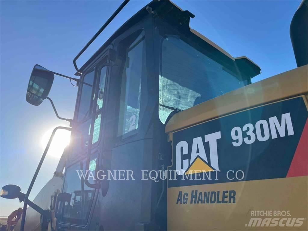 CAT 930M Kolesni nakladalci